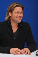 Brad Pitt Sweatshirt #2250415