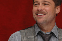 Brad Pitt Sweatshirt #2286596