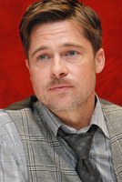 Brad Pitt Sweatshirt #2324213