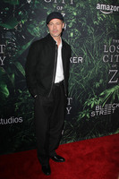 Brad Pitt Longsleeve T-shirt #2702274