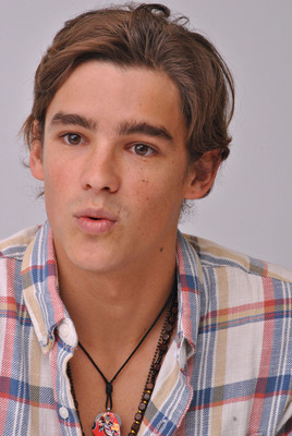 Brenton Thwaites T-shirt
