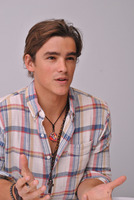 Brenton Thwaites Tank Top #2492408