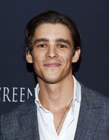 Brenton Thwaites t-shirt #3901811