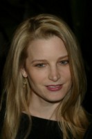 Bridget Fonda Longsleeve T-shirt #1288426
