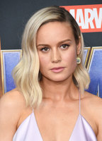 Brie Larson Sweatshirt #3836483