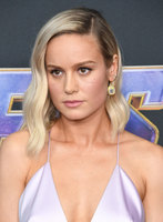 Brie Larson Longsleeve T-shirt #3836547
