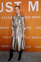 Brie Larson mug #G2559174