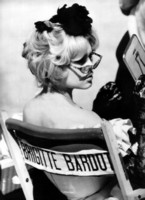 Brigitte Bardot Longsleeve T-shirt #1527405