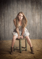 Britt Robertson longsleeve t-shirt #2520771