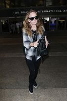 Britt Robertson mug #G1416922