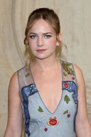 Britt Robertson Sweatshirt #3174837