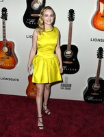 Britt Robertson hoodie #3949890