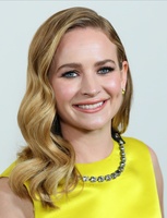 Britt Robertson hoodie #3949897