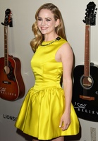 Britt Robertson hoodie #3949917