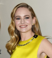 Britt Robertson hoodie #3949920