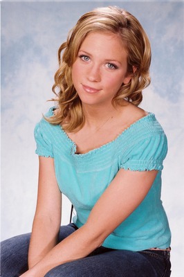 Brittany Snow posters