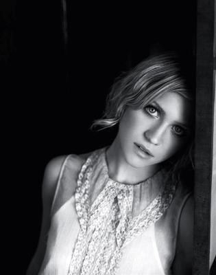 Brittany Snow posters