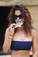 Brooke Burke Longsleeve T-shirt #2126675