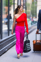Brooke Burke tote bag #G1548784