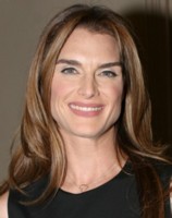 Brooke Shields mug #G116127