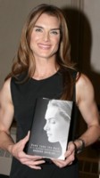 Brooke Shields t-shirt #1360874