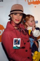 Brooke Shields Longsleeve T-shirt #1378264