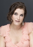 Brooke Shields Longsleeve T-shirt #2246498