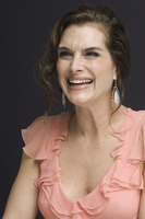 Brooke Shields Longsleeve T-shirt #2355416