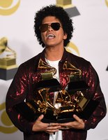 Bruno Mars Sweatshirt #3223992