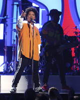 Bruno Mars Tank Top #3224036