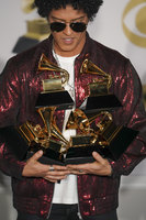Bruno Mars Sweatshirt #3224072