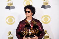 Bruno Mars Sweatshirt #3224081