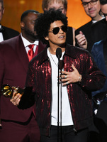 Bruno Mars hoodie #3224087