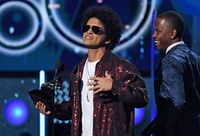 Bruno Mars t-shirt #3224117