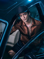 Bruno Mars t-shirt #3676027