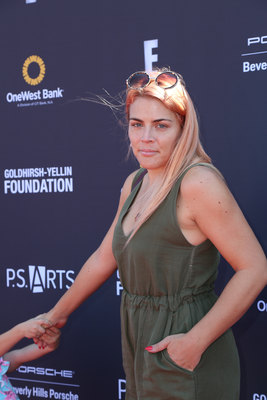 Busy Philipps stickers 2789730