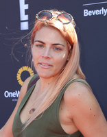 Busy Philipps t-shirt #2789739
