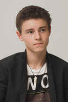 Callan McAuliffe t-shirt #2361735