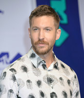 Calvin Harris Sweatshirt #3061737