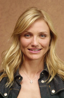 Cameron Diaz t-shirt #2300358