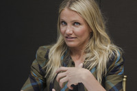 Cameron Diaz Sweatshirt #2300379