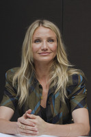 Cameron Diaz Sweatshirt #2300448