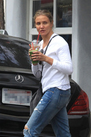 Cameron Diaz Sweatshirt #2726993