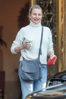 Cameron Diaz Sweatshirt #2727051