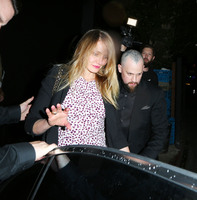 Cameron Diaz Sweatshirt #2727157
