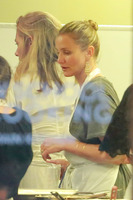 Cameron Diaz Sweatshirt #2727305