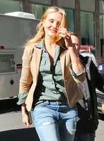 Cameron Diaz Sweatshirt #2727334