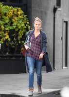 Cameron Diaz Longsleeve T-shirt #2727887