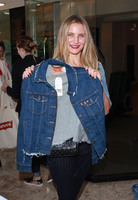 Cameron Diaz Longsleeve T-shirt #2728044