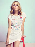 Camille Rowe mug #G490085